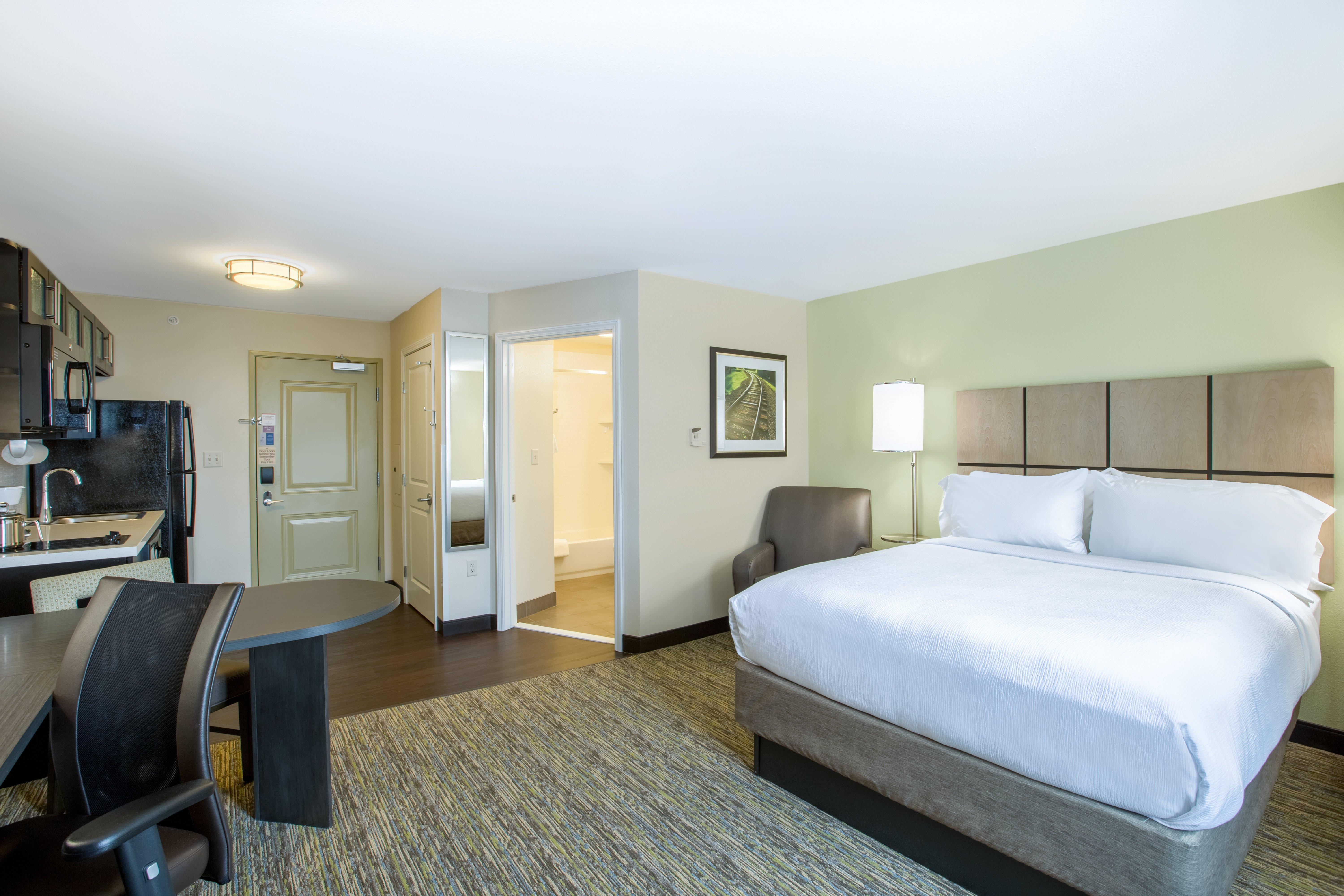 Candlewood Suites - Omaha Millard Area, An Ihg Hotel Exterior photo